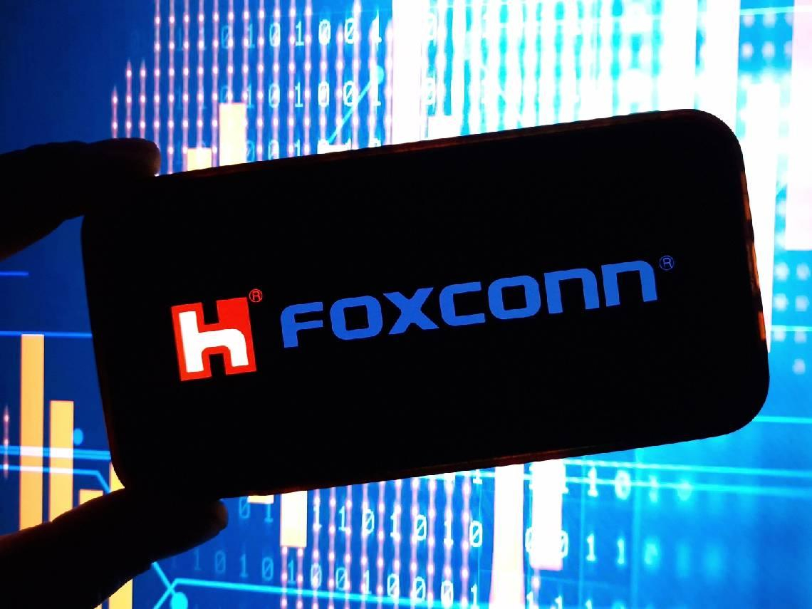 鴻海(2317)還能再漲100元？外資4月以來大買90萬張，目標價狂拉背後：會是一場精心的割韭菜布局？